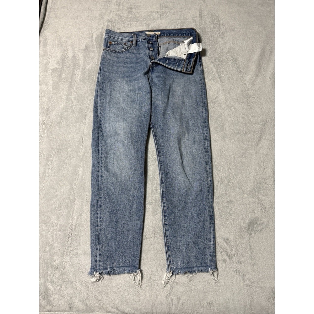 Levi's Wedgie Jeans Womens 29 Button Fly Medium Wash Blue Fray‎ Hem 29x27